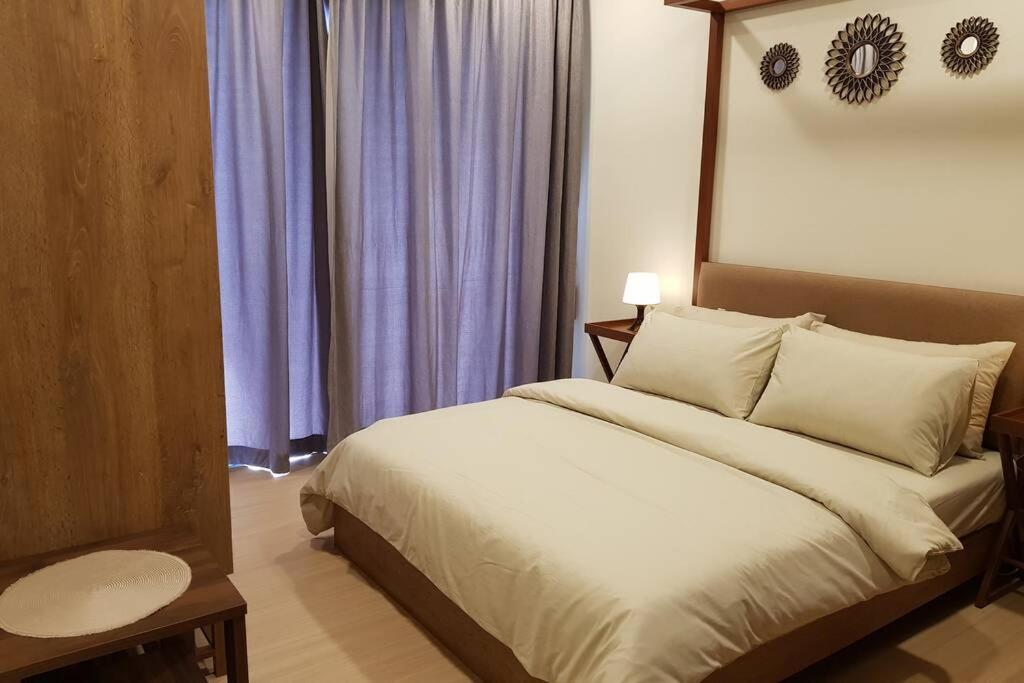 Timurbay Studio Apartment Facing Beautiful Beach Kuantan Exterior photo